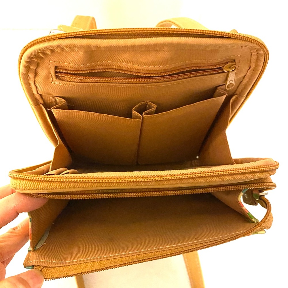 Fossil Wallet Crossbody Bag - Picture 7 of 11